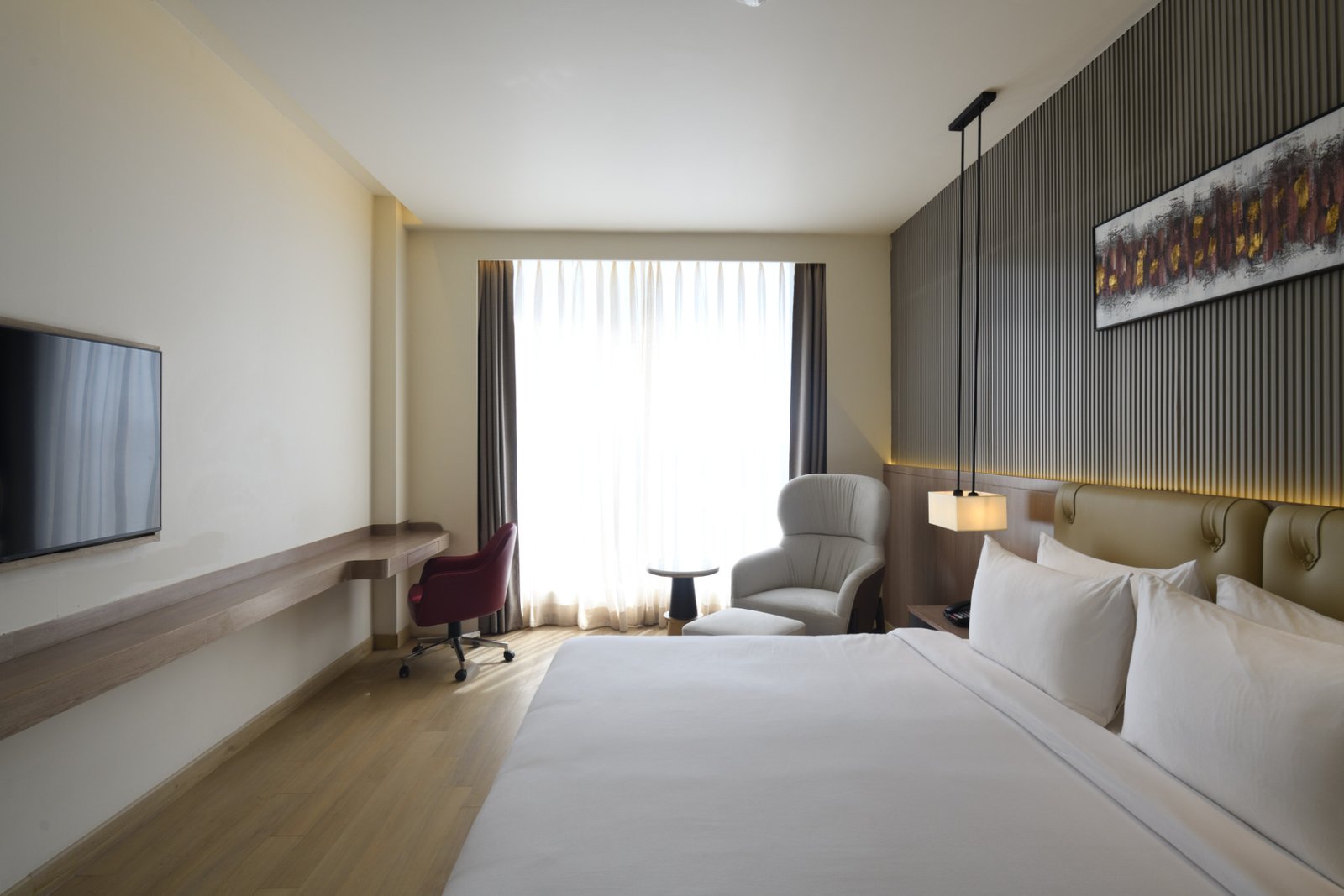 COMPLIMENTARY ROOM OFFER