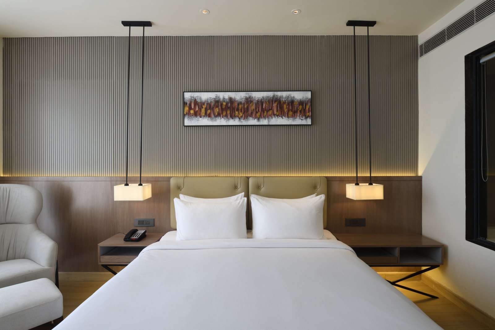 ROOM OFFER